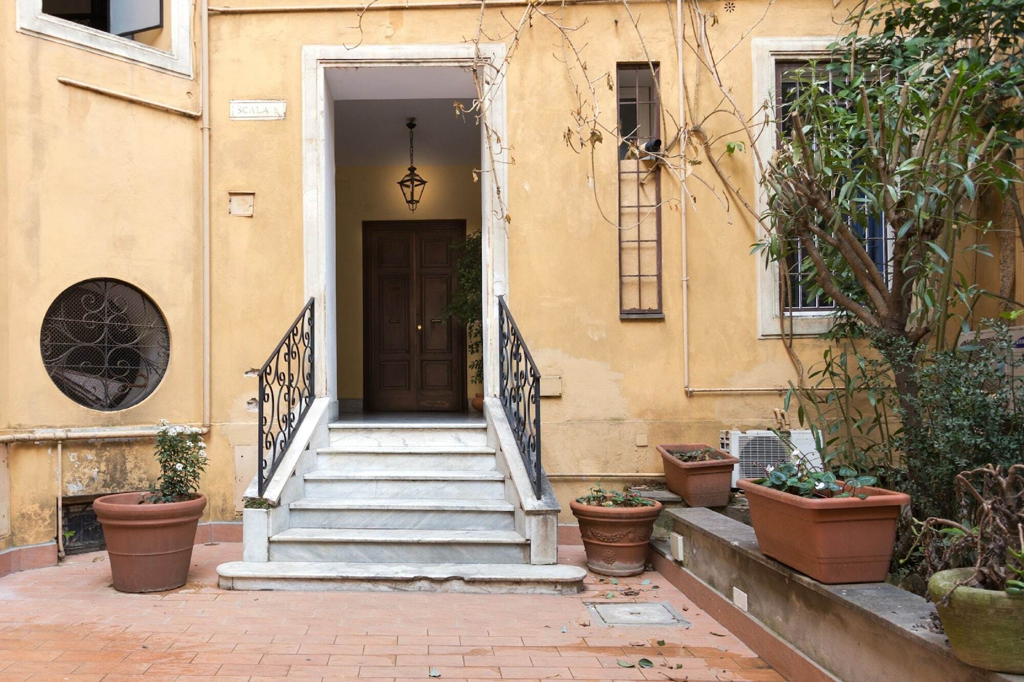 Few Steps From St Peter Bed & Breakfast Exterior photo